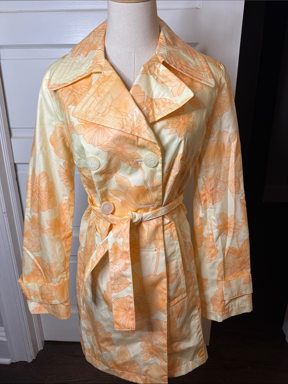 bill blass Trench style rainCoat with Floral Print